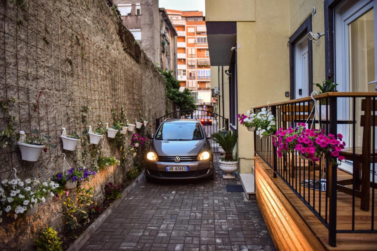 Dream House Enia 1 Apartment Shkoder Ngoại thất bức ảnh
