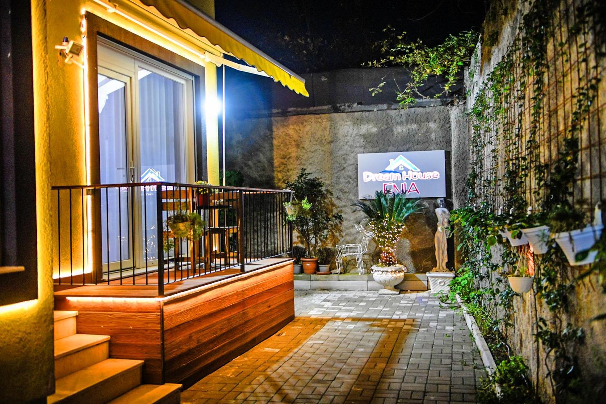 Dream House Enia 1 Apartment Shkoder Ngoại thất bức ảnh