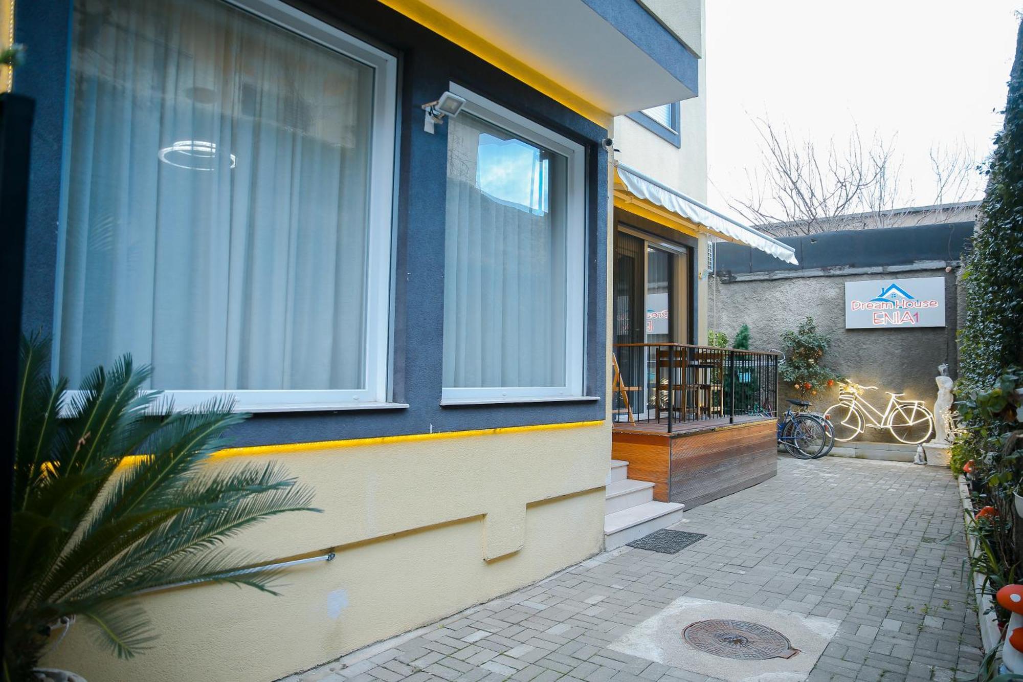 Dream House Enia 1 Apartment Shkoder Ngoại thất bức ảnh