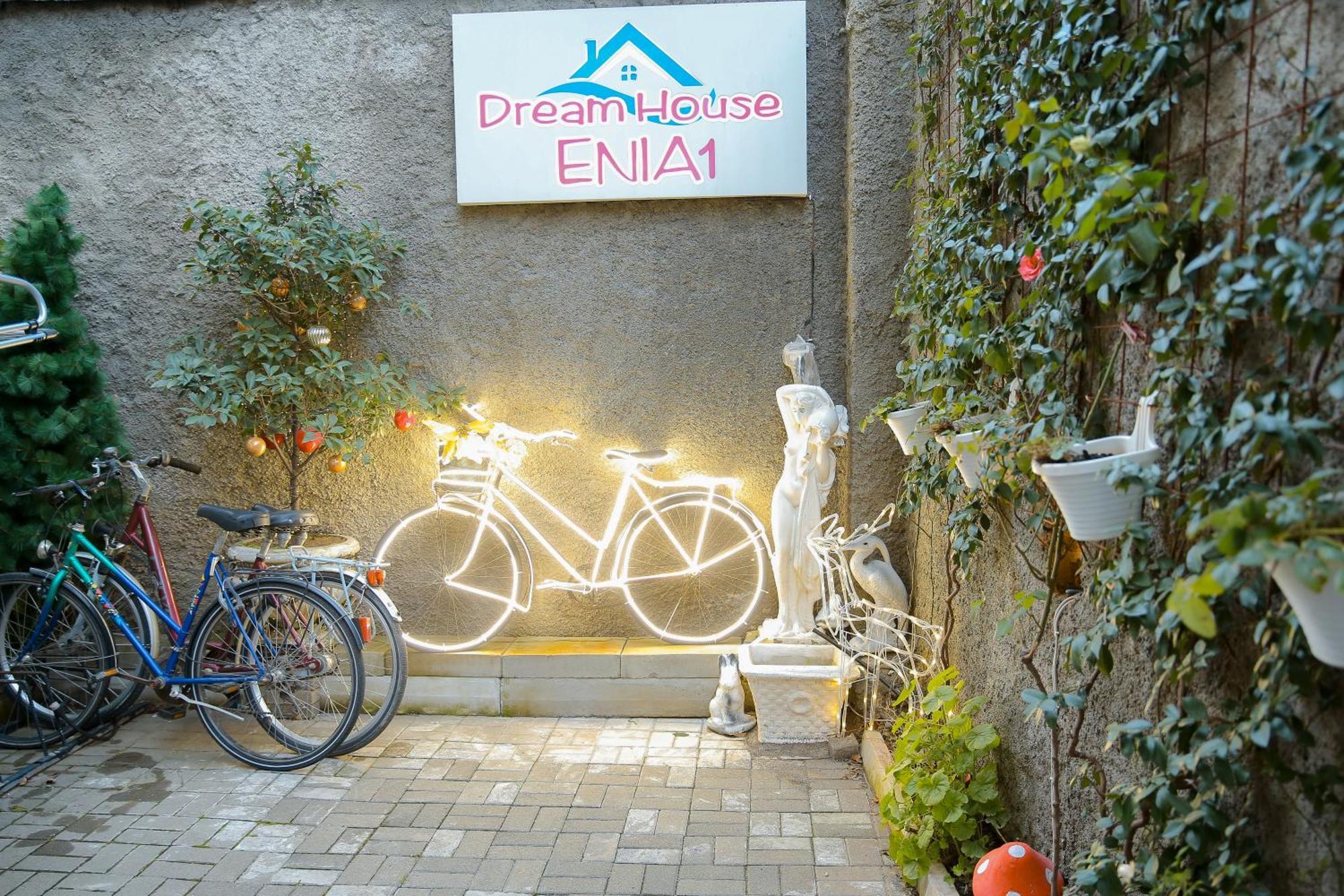 Dream House Enia 1 Apartment Shkoder Ngoại thất bức ảnh