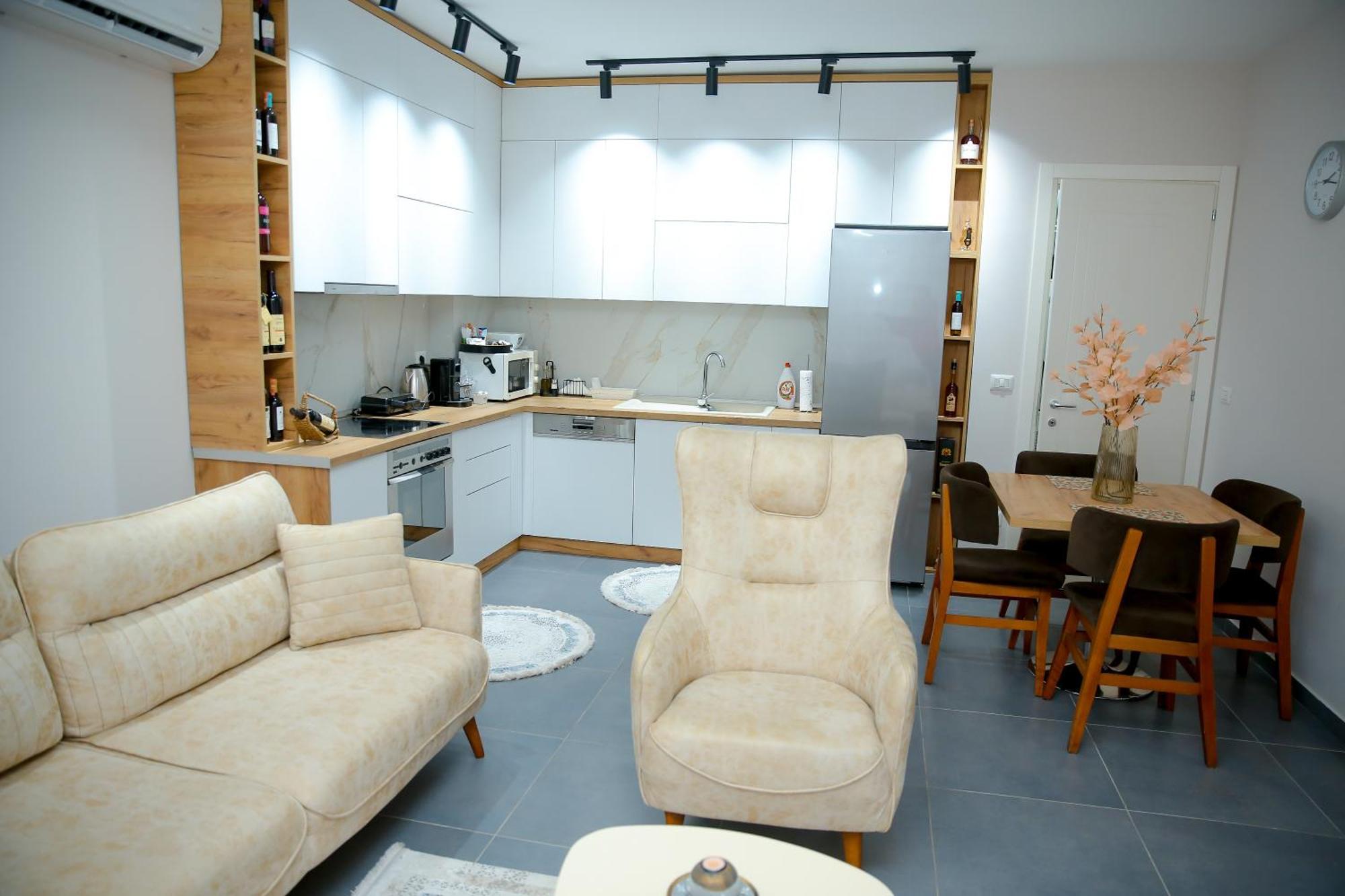 Dream House Enia 1 Apartment Shkoder Ngoại thất bức ảnh