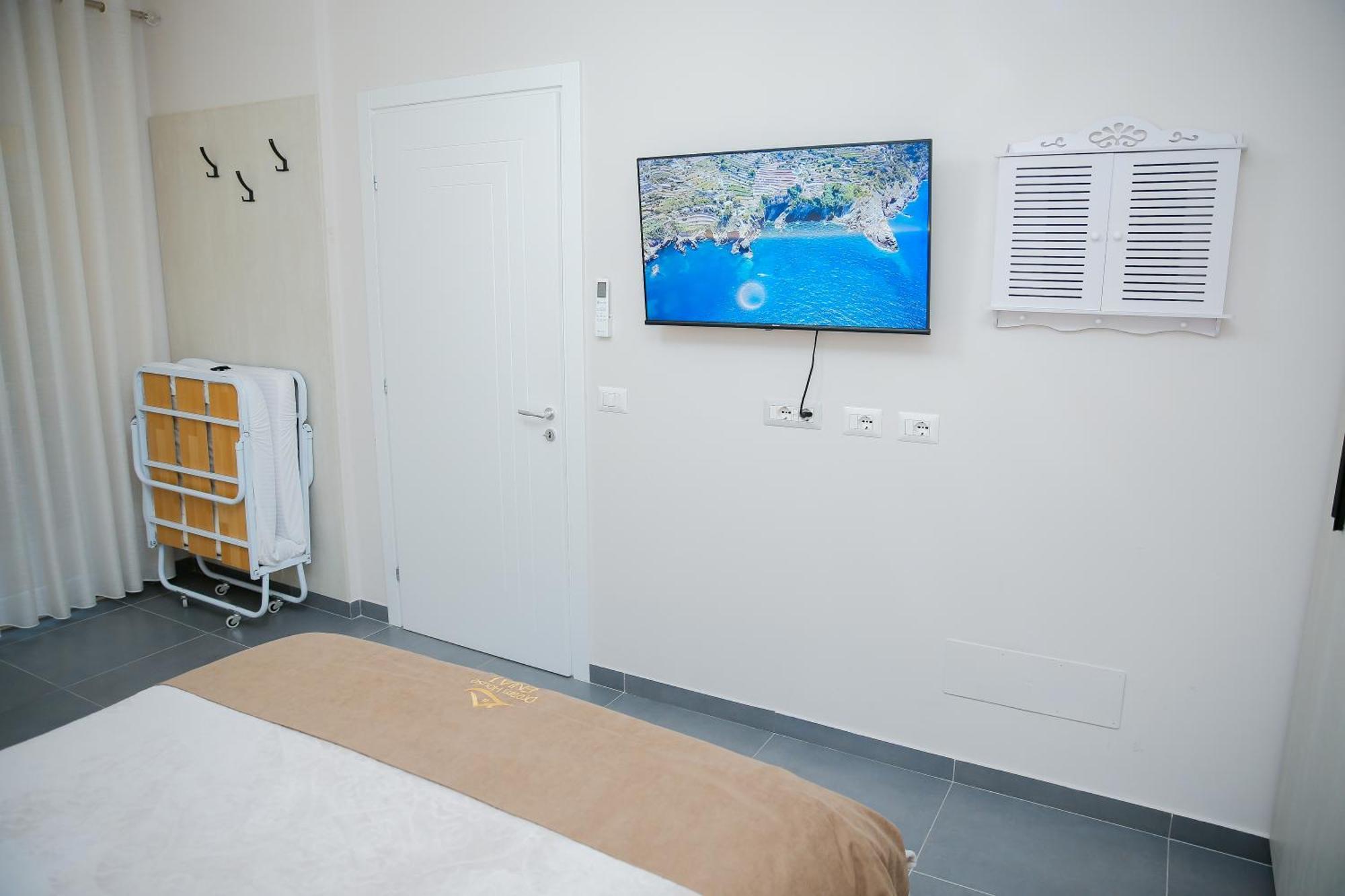 Dream House Enia 1 Apartment Shkoder Ngoại thất bức ảnh